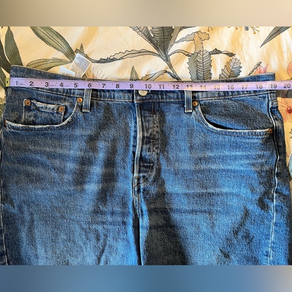 Levi’s 501® Original Women's Denim Short (Plus Size 16) - Picture 5 of 8